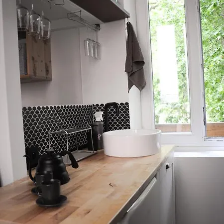 Appartement Le 8 - Mini studio au Jardin de Ville *
