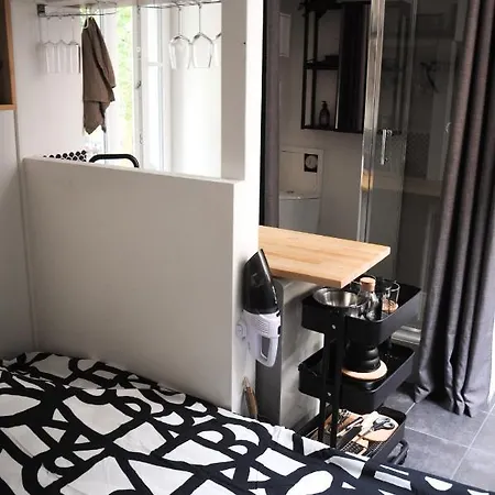 Appartement Le 8 - Mini studio au Jardin de Ville *